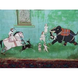  Beautiful Frescoes on Walls of the Juna Mahal Fort 