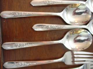 25 Pc Silver Flatware Oneida Royal Rose Service for 4  
