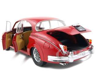 1962 JAGUAR MARK 2 3.8L RED 118 DIECAST CAR MODEL  