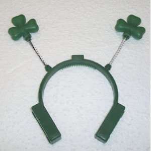    St Patricks Day light up flashing party bopper Toys & Games