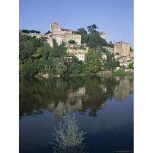 com River Lot, Puy LEveque, Near Cahors, Lot, Midi Pyrenees, France 