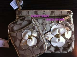 COACH Sig Large Chubby Flower Cosmetic Case/Bag 60830  