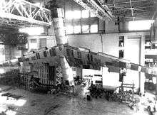 An B 36 airframe undergoing structural stability tests. Note for scale 