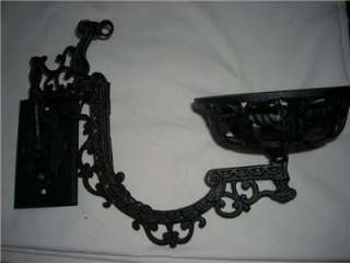 VINTAGE ANTIQUE ORNATE OIL LAMP WALL HOLDER WITH WALL BRACKET  