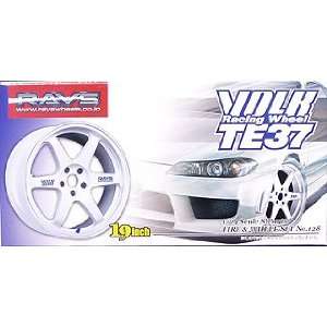  Aoshima #128 Volk Racing TE37 White 19 inch wheel Model 