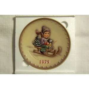  HTF  1975 Goebel Hummel Annual Plate    Mint Condition 