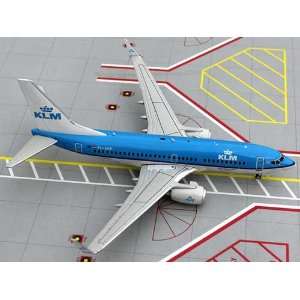  Gemini 200 KLM B737 700W Model Airplane 