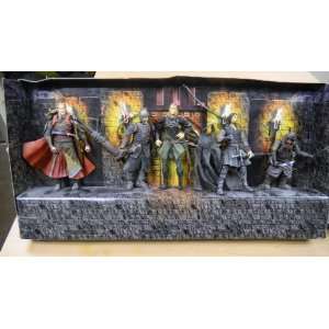   Rings Deluxe Set of 5 Figurines Including Aragorn, Leoglas and Gimli