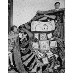 19]37 August 17. Famous historical quilt. Washington, D.C., Aug. 17 