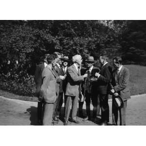 1924 photo Judge Landis with newspaper men at White House 