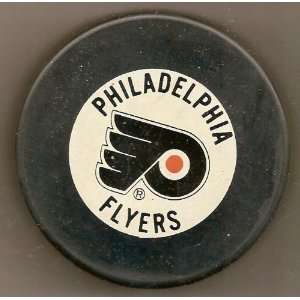  NHL Philadelphia flyers small Logo Puck 