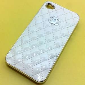   Leather Iphone 4 4s Case (White/Silver) Cell Phones & Accessories