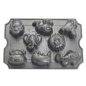 Nordic Ware Pro Cast Zoo Animal Muffin Pan  Kitchen 
