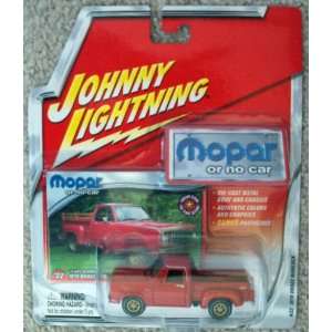    Johnny Lightning Mopar 1970 Plymouth Sport Satellite Toys & Games