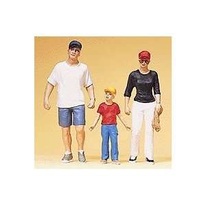  Preiser G Scale Young Family Toys & Games