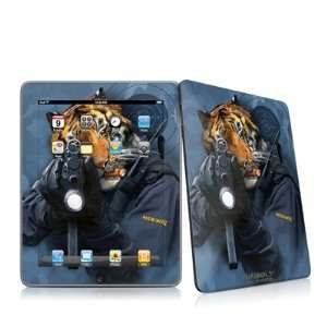   iPad Skin (High Gloss Finish)   Saber SWAT  Players & Accessories