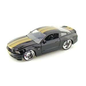  2010 Ford Mustang GT 1/24 Black W/ Gold Stripes Toys 