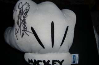 MICKEY MOUSE BOXING 1 PC GLOVE SIGNED MANNY PACQUIAO  