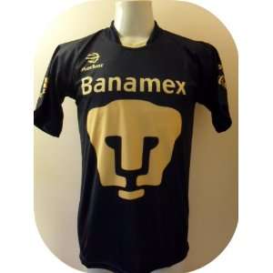    PUMAS MEXICO SOCCER JERSEY SIZE LARGE .NEW