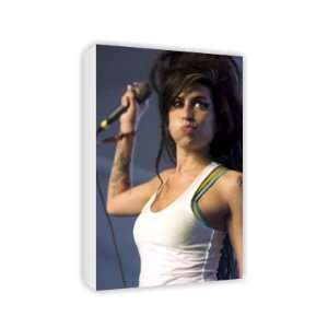  Amy Winehouse   Canvas   Medium   30x45cm