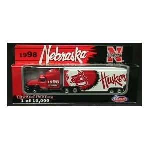   Cornhuskers NCAA White Rose Tractor Trailer 98