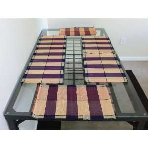  Set of 6 Place mats and 1 Runner 