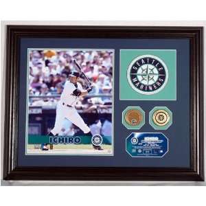   Suzuki Seattle Mariners Patch Photo Mint with Authenticated Dirt Coin