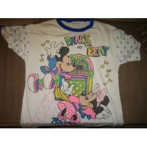  Dance to the Beat Mickey & Minnie mouse Shirt Toys 