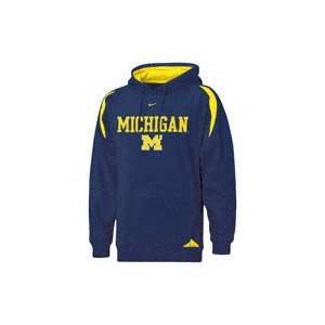  Michigan Wolverines Nike Pass Rush Hooded Sweatshirt 