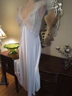 NWT COUTURE Nightgown Gown $229 Bridal Satin Bias Cabernet Spandex 