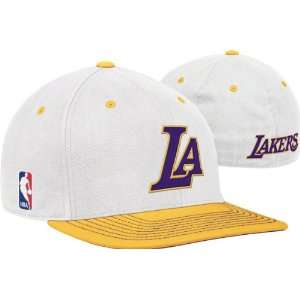  Los Angeles Lakers 2010 2011 Official On Court Flex Fit 