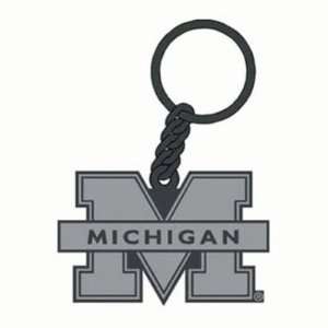  MICHIGAN WOLVERINES OFFICIAL LOGO DIE CAST KEY RING 