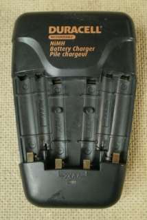 Duracell CEF14N NiMH Battery Charger  