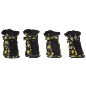  Pet Life Fur Protective Boots   Set of 4   Black & Yellow 