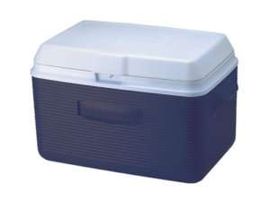 34 Quart Cooler   Rubbermaid   NEW   Blue or Red  