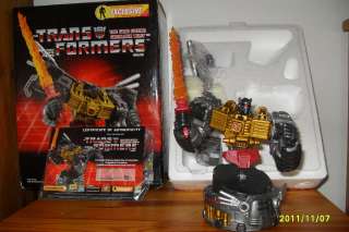   War Within Grimlock Transformers mini bust from Diamond Select  