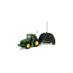   Curve Brands 132 John Deere 7930 Radio Control Tractor Toys & Games