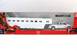   RAY DODGE RAM 3500 TRUCK SILVER FIFTH WHEEL HORSE TRAILER DIECAST 1/32