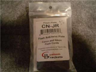 Custom Brackets, Flash Anti Twist Plate for Canon & Nikon Flash Cords 