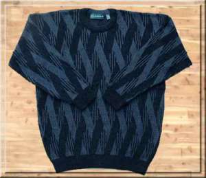 New TUNDRA MIDNIGHT Black Chenillle Sweater L  
