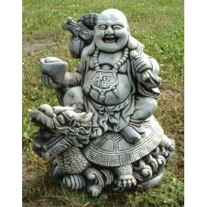 Steinfigur Glücksbuddha auf einem Drachen Springbrunnen  