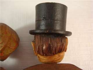 Vintage Anri Bobble Head Tie Rack Carved Wood 3 Figures Detailed 2 Men 