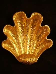 MID CITY 1962 WEEPING BRIGHT 22K GOLD SHELL NUT DISH KREWE FAVOR 