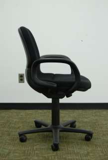 Black Steelcase Roller Chair / office cubicle arm Good  
