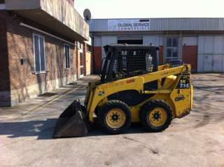 Mini Pala Gommata KOMATSU SK 714 a Bologna    Annunci