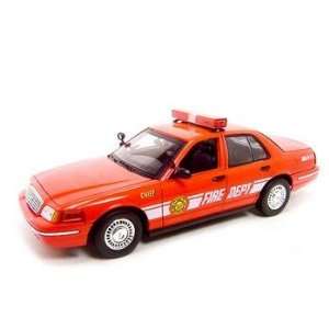    Fire Chief Car Ford Crown Victoria 118 Diecast Model Toys & Games