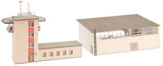 HO Scale   AIRPORT SMALLTOWN   TERMINAL TOWER & HANGER  AIRPLANES 