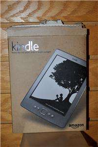  Kindle E Book Reader D01100 Graphite w/ USB & Box Bundle  
