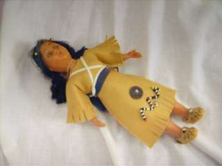 Plastic Native American Indian Doll with Babies in Papoose OPEN 