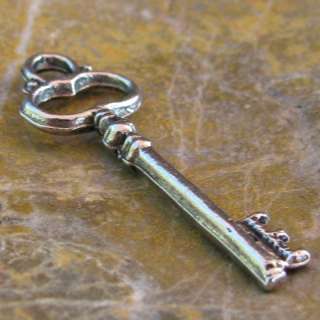 Antique Silver Key Necklace Charm Jewelry Finding 795  